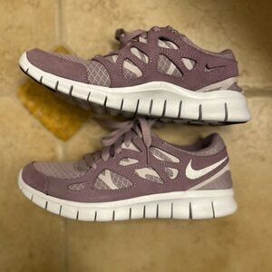 Nike Women's Mauve Athletic Shoes